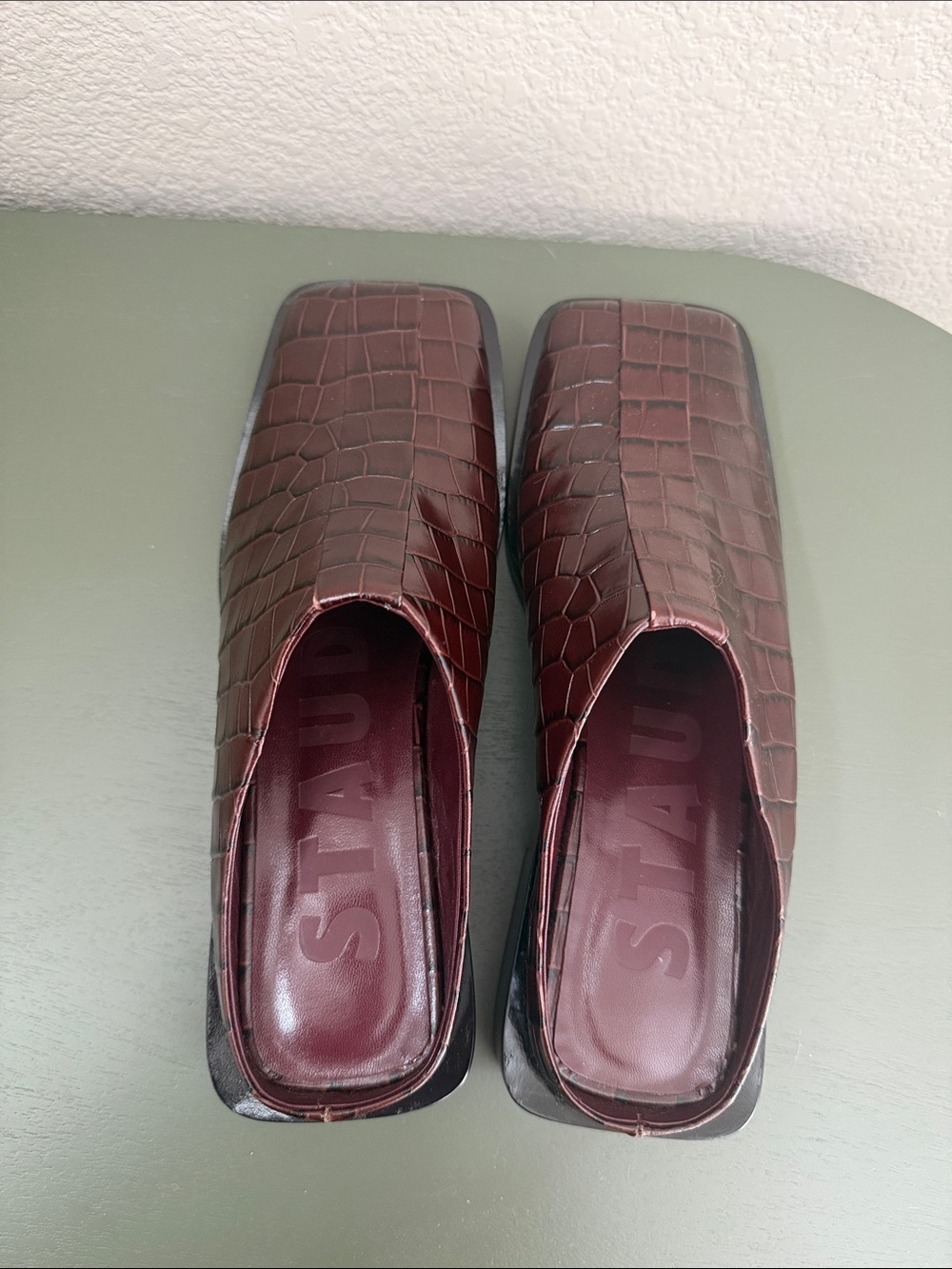 STAUD Burgundy Croc-Embossed Square-Toe Mules